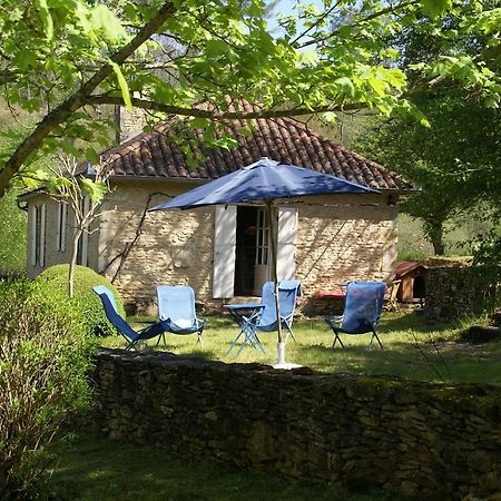 Cosy Holiday Home In Lantheuil With Garden Villefranche-du-Périgord Eksteriør billede