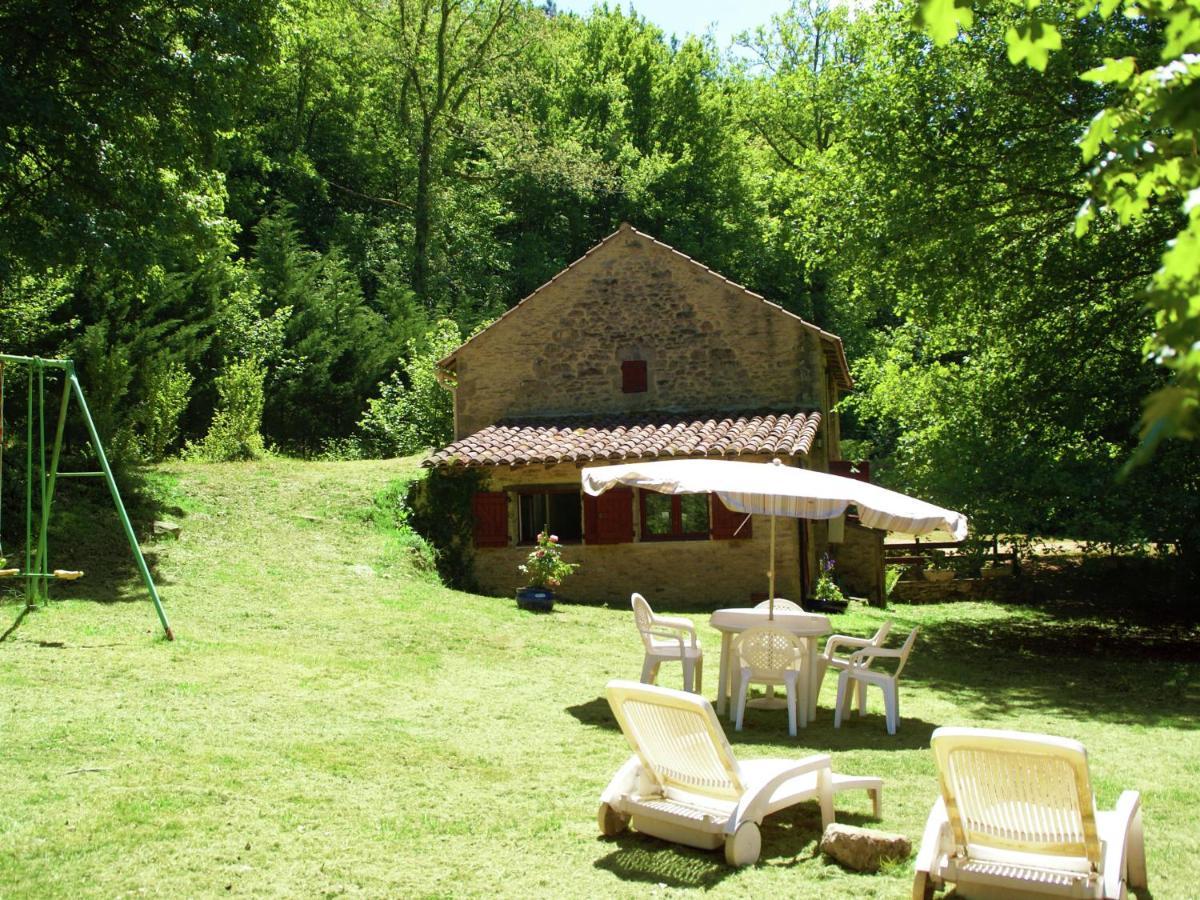 Cosy Holiday Home In Lantheuil With Garden Villefranche-du-Périgord Eksteriør billede