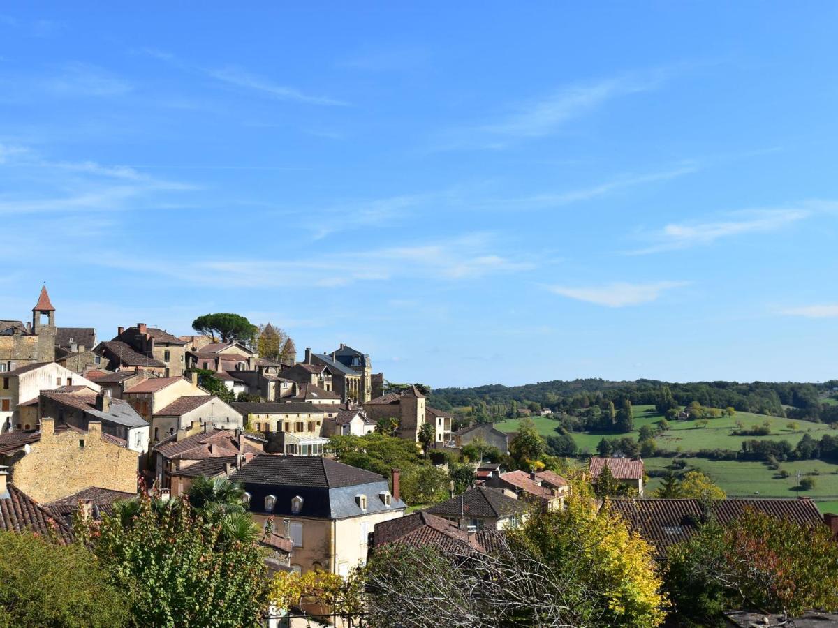 Cosy Holiday Home In Lantheuil With Garden Villefranche-du-Périgord Eksteriør billede