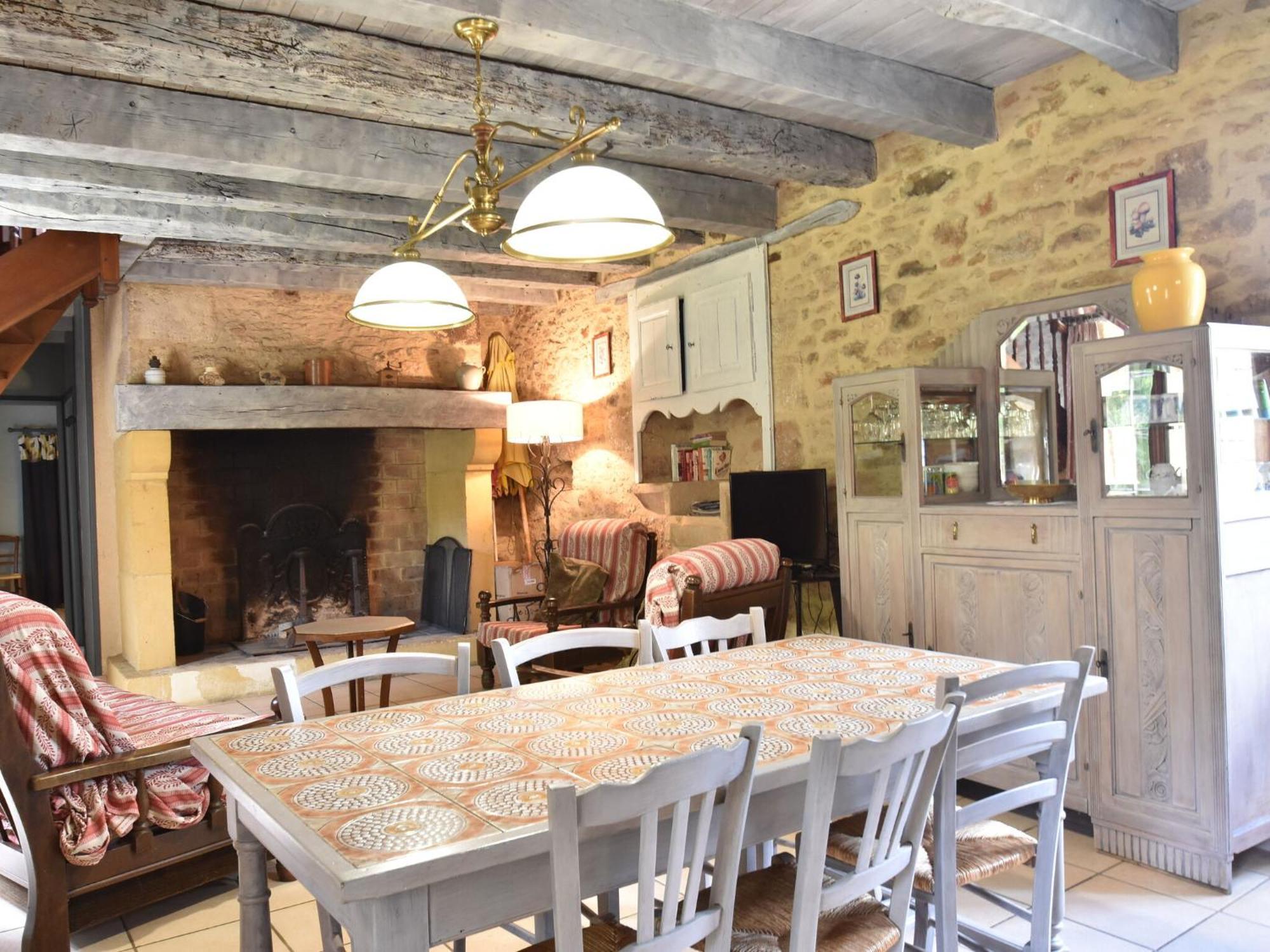 Cosy Holiday Home In Lantheuil With Garden Villefranche-du-Périgord Eksteriør billede