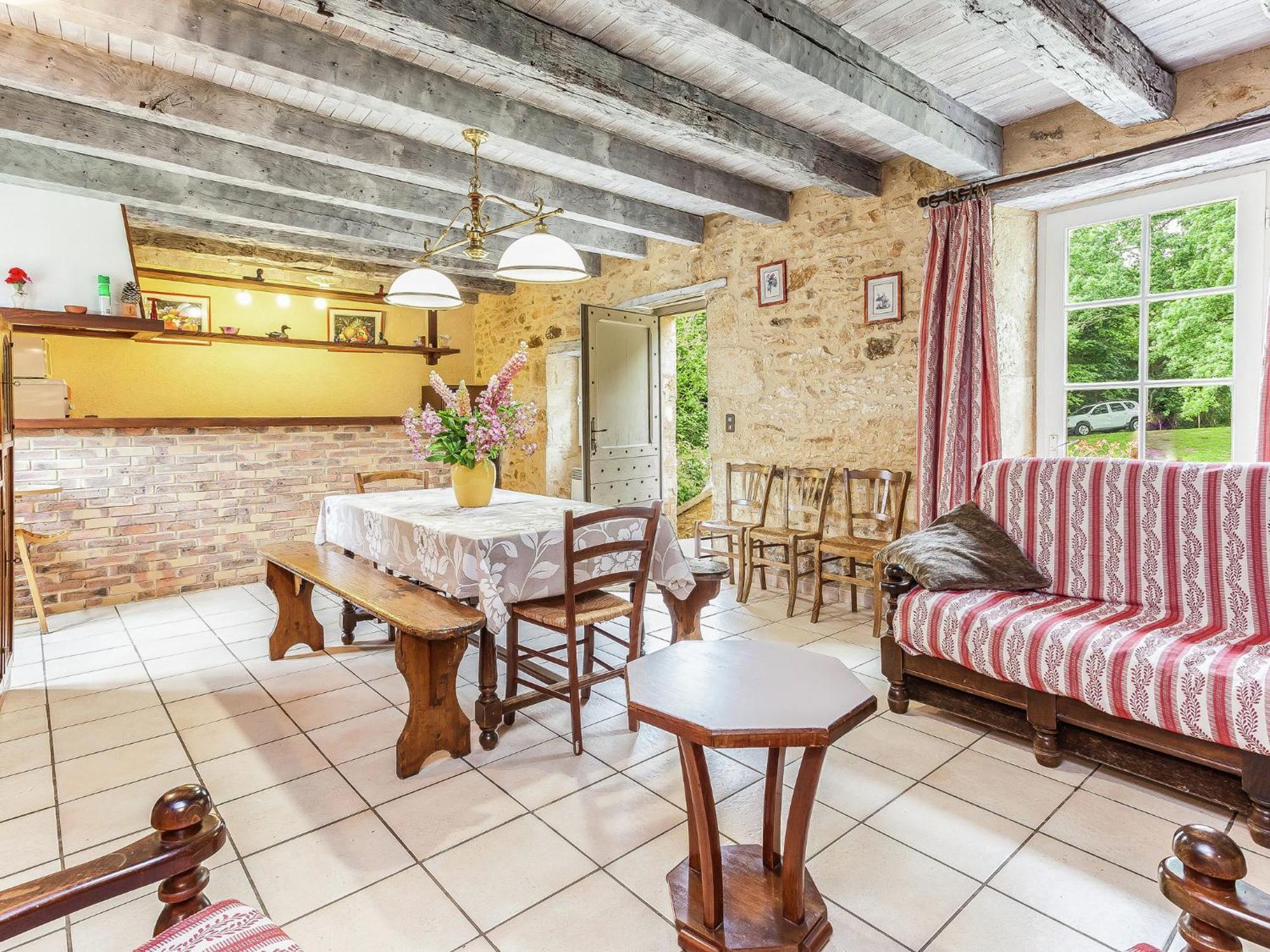Cosy Holiday Home In Lantheuil With Garden Villefranche-du-Périgord Eksteriør billede