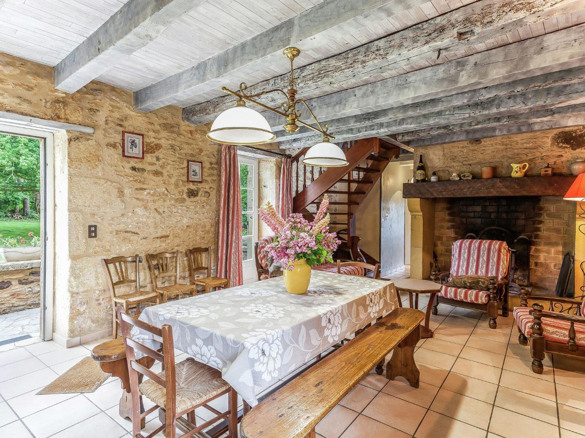 Cosy Holiday Home In Lantheuil With Garden Villefranche-du-Périgord Eksteriør billede