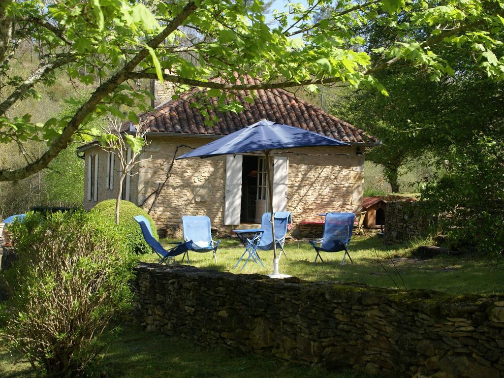 Cosy Holiday Home In Lantheuil With Garden Villefranche-du-Périgord Eksteriør billede